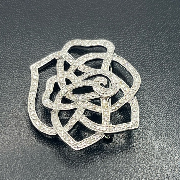 Sterling silver diamond rose flower brooch pin - Picture 4 of 14